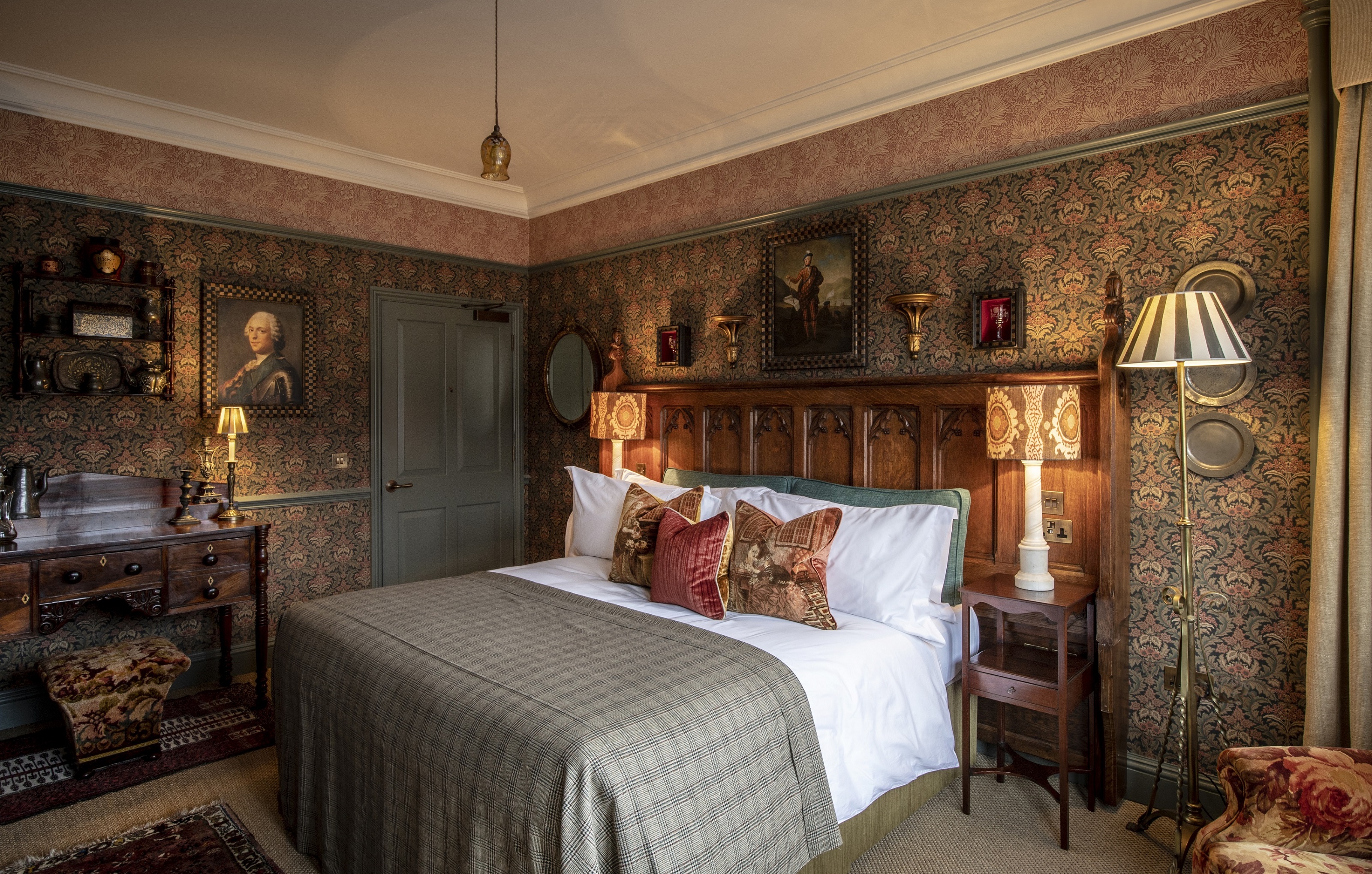 The Jacobite Risings Bedroom, Scottish Highlands